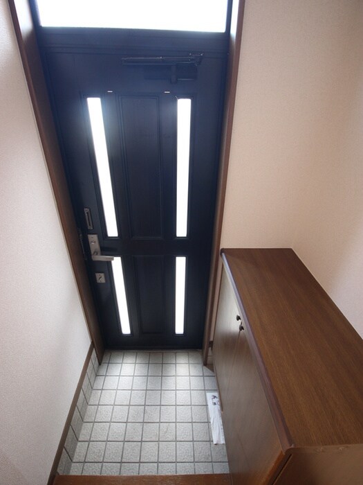 物件内観写真19　(玄関)