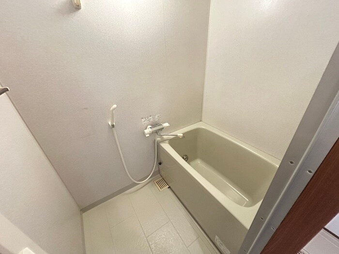 物件内観写真10　(バス／シャワールーム等)