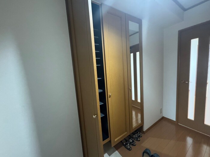 物件内観写真11　(靴箱)