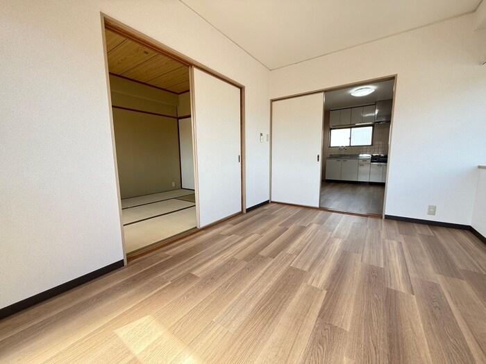 物件内観写真7　(居室)