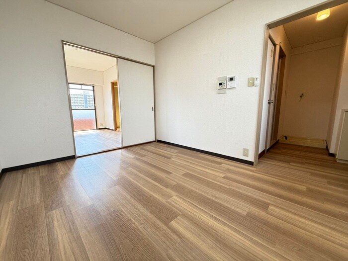 物件内観写真8　(居室)