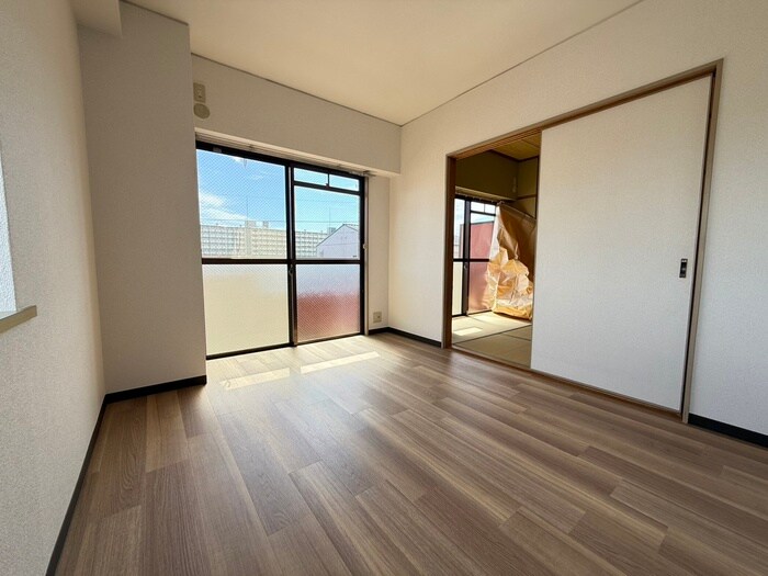 物件内観写真9　(居室)