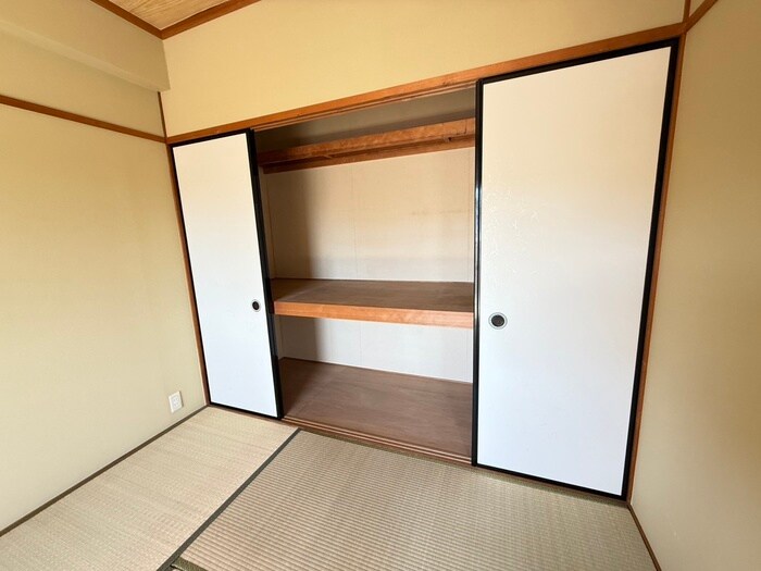 物件内観写真11　(収納)