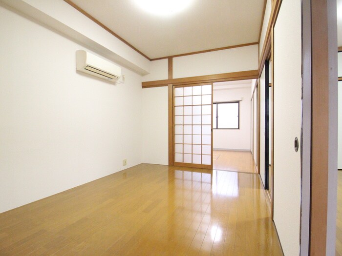 物件内観写真17　(居室)