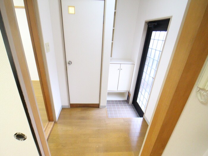 物件内観写真19　(廊下)