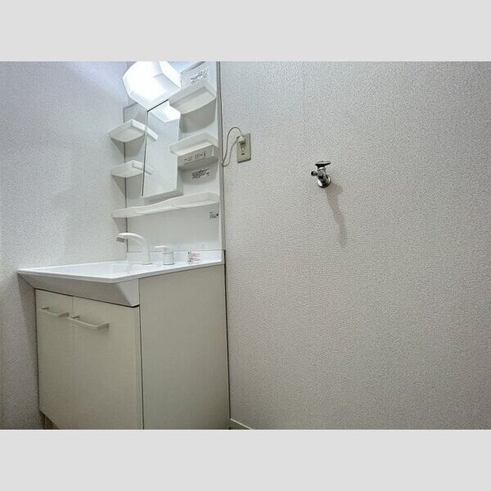 物件内観写真6　(洗面)