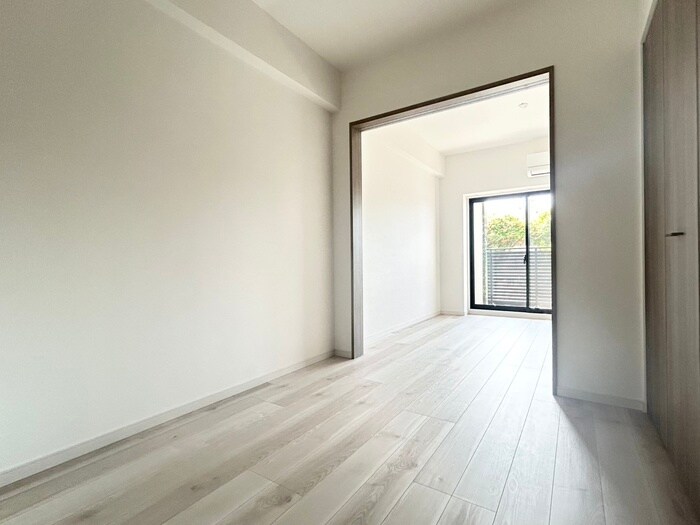 物件内観写真7　(居室)