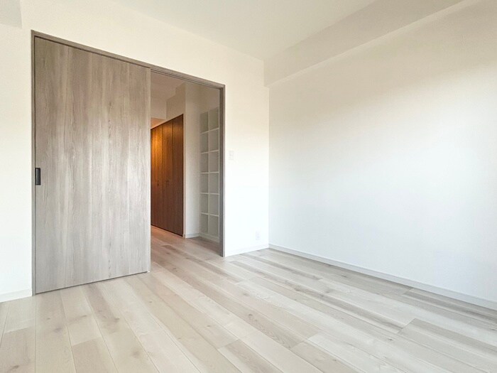 物件内観写真8　(居室)