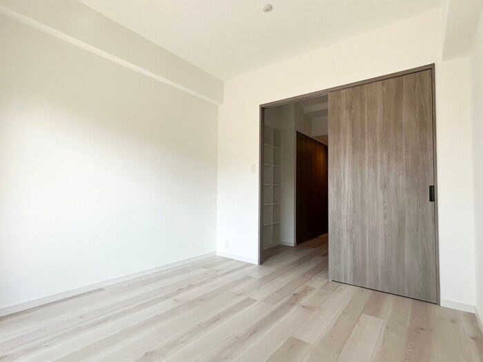 物件内観写真8　(居室)