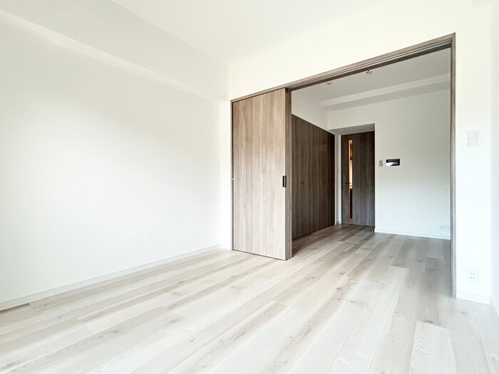 物件内観写真9　(居室)