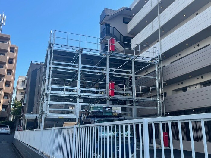 物件外観写真4　(駐車場)