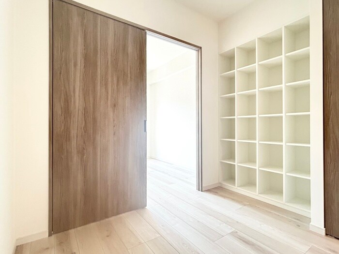 物件内観写真11　(収納)