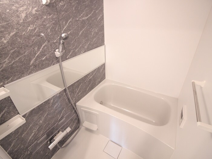 物件内観写真13　(バス／シャワールーム等)