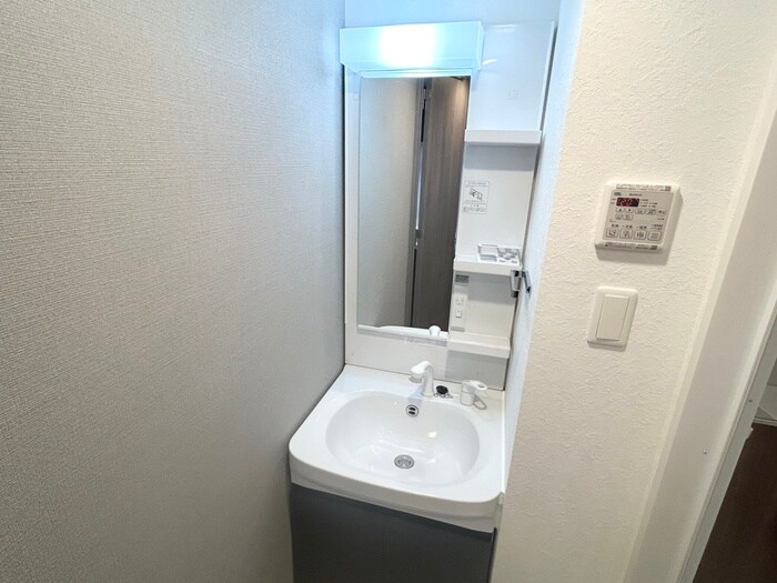 物件内観写真14　(洗面)