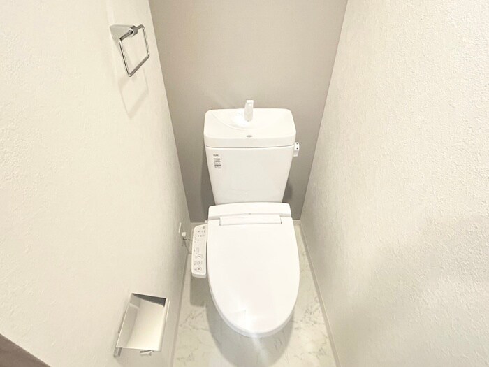 物件内観写真15　(トイレ)