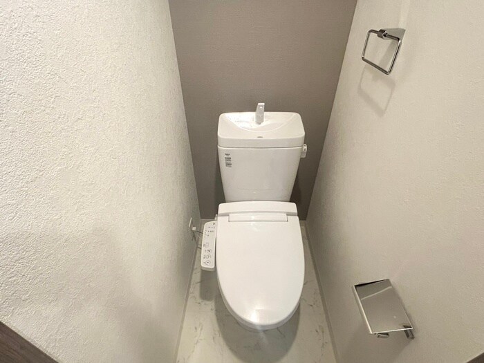 物件内観写真15　(トイレ)