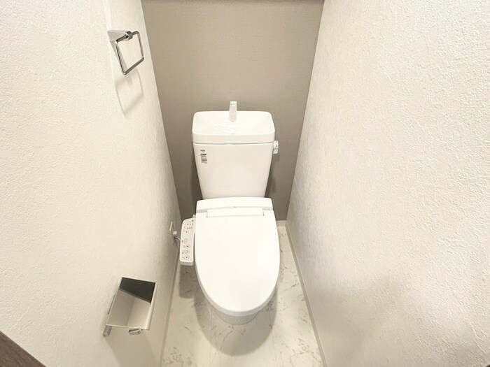 物件内観写真16　(トイレ)