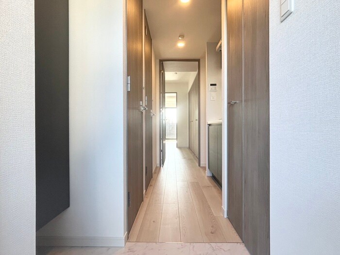 物件内観写真17　(玄関)