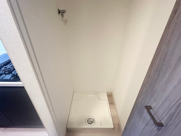 物件内観写真17　(洗濯機置場)