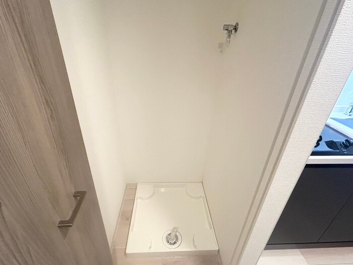 物件内観写真17　(洗濯機置場)