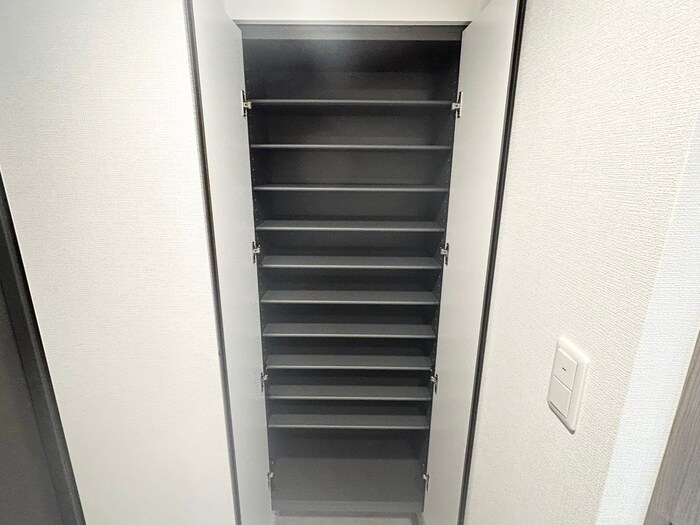 物件内観写真18　(靴箱)