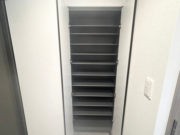 物件内観写真19　(靴箱)