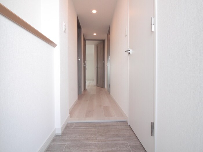物件内観写真19　(廊下)