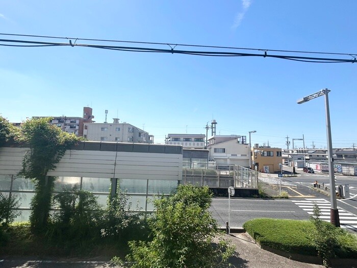 物件内観写真22　(室内からの展望)