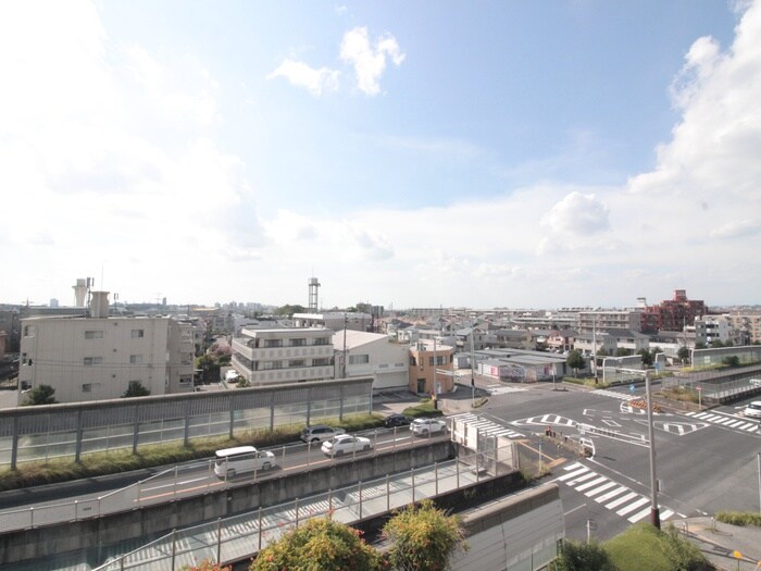 物件内観写真22　(室内からの展望)