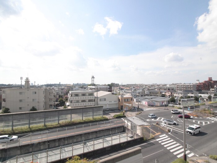 物件内観写真22　(室内からの展望)