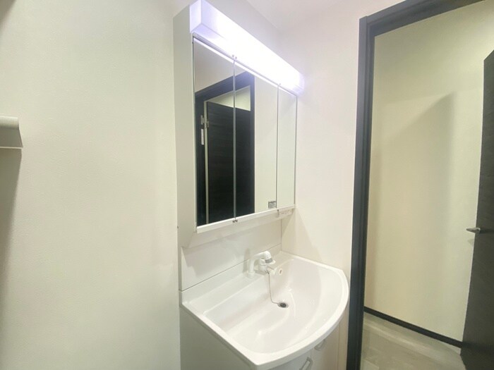 物件内観写真16　(洗面)