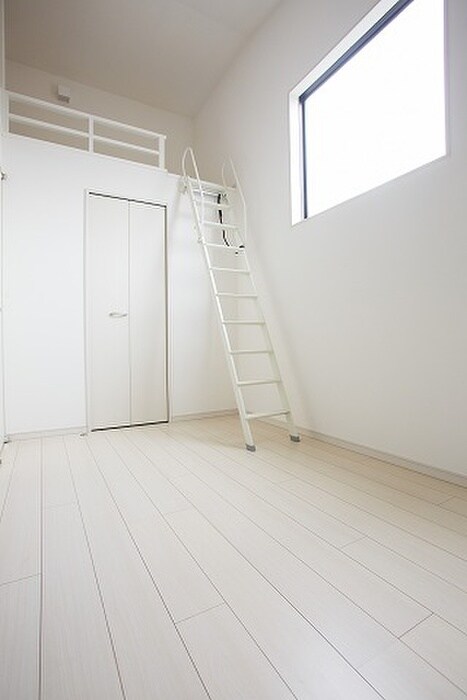 物件内観写真16　(内観写真)