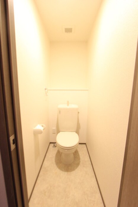 物件内観写真11　(トイレ)