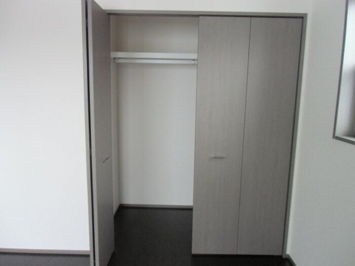 物件内観写真13　(収納)