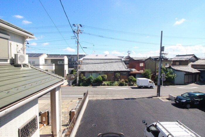 物件内観写真18　(室内からの展望)