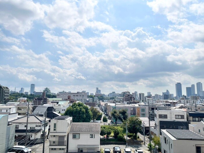 物件内観写真22　(室内からの展望)