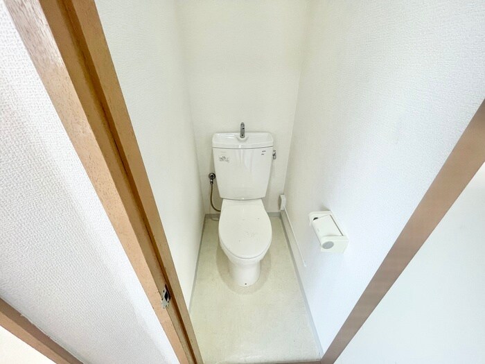 物件内観写真10　(トイレ)
