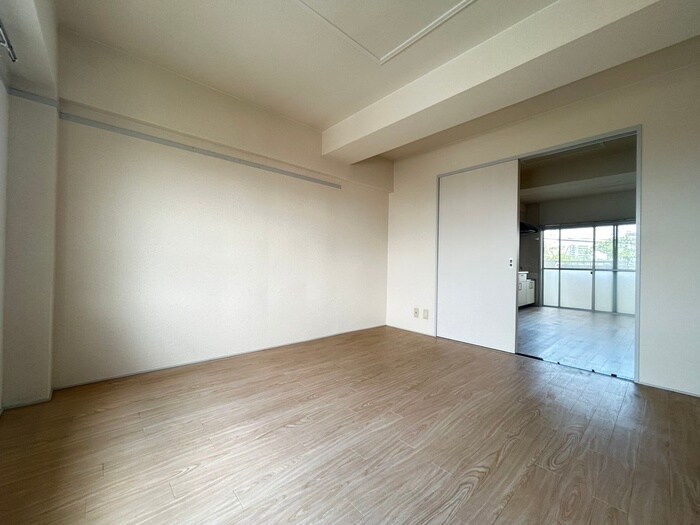 物件内観写真19　(居室)