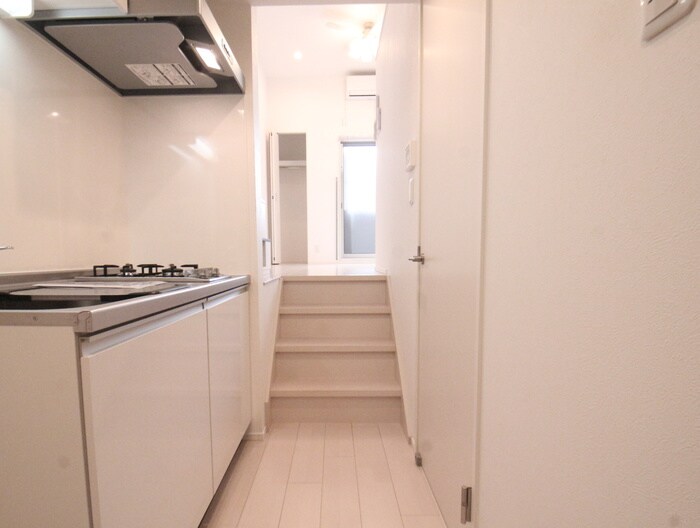 物件内観写真16　(廊下)