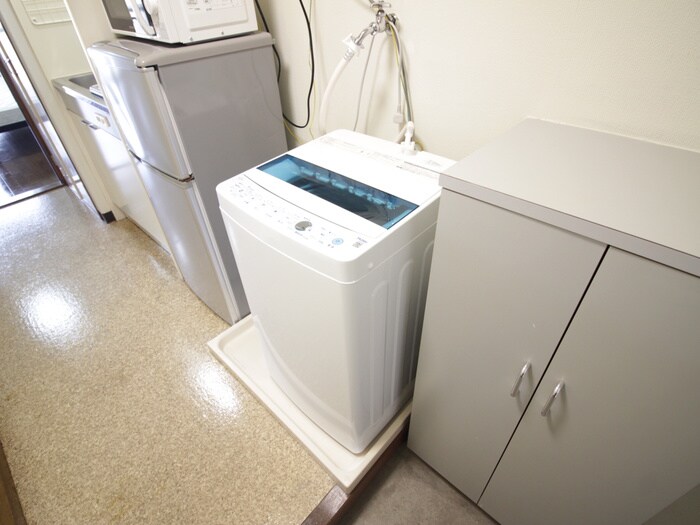物件内観写真15　(洗濯機置場)