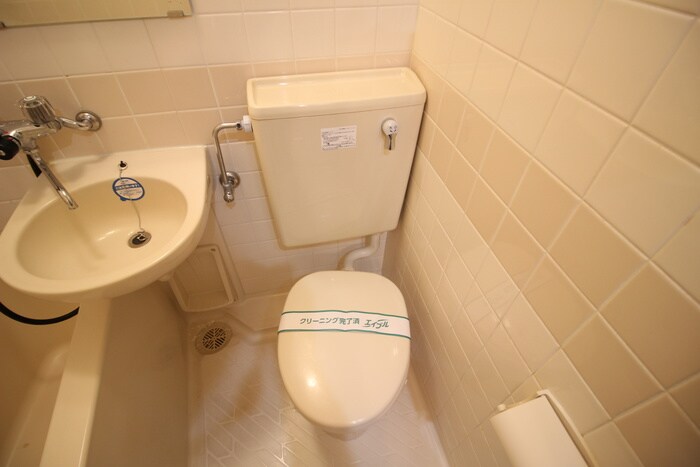 物件内観写真12　(トイレ)