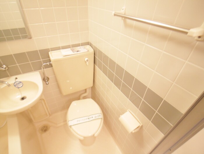 物件内観写真14　(トイレ)