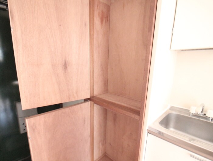 物件内観写真15　(収納)