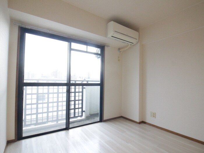 物件内観写真21　(居室)