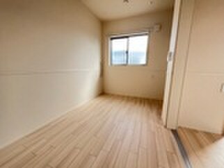 物件内観写真5　(居室)