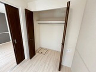 物件内観写真7　(収納)