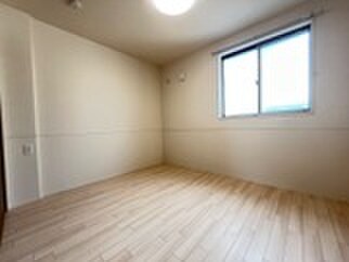 物件内観写真14　(居室)