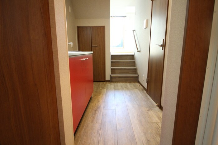 物件内観写真18　(廊下)