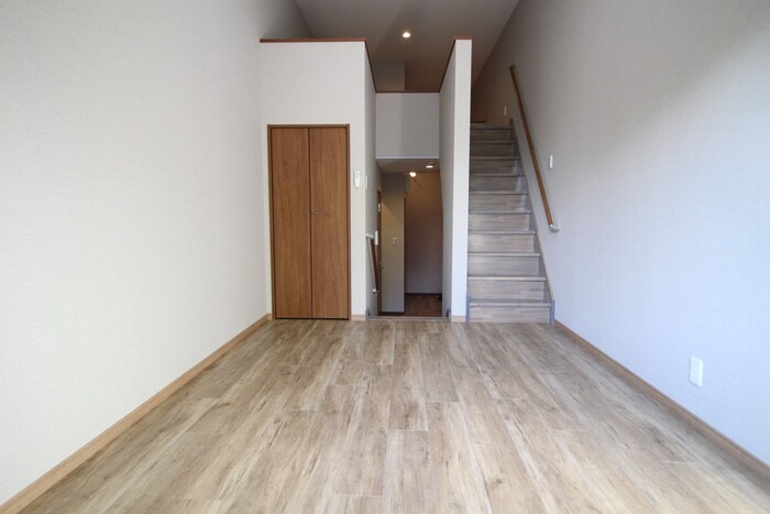 物件内観写真21　(居室)