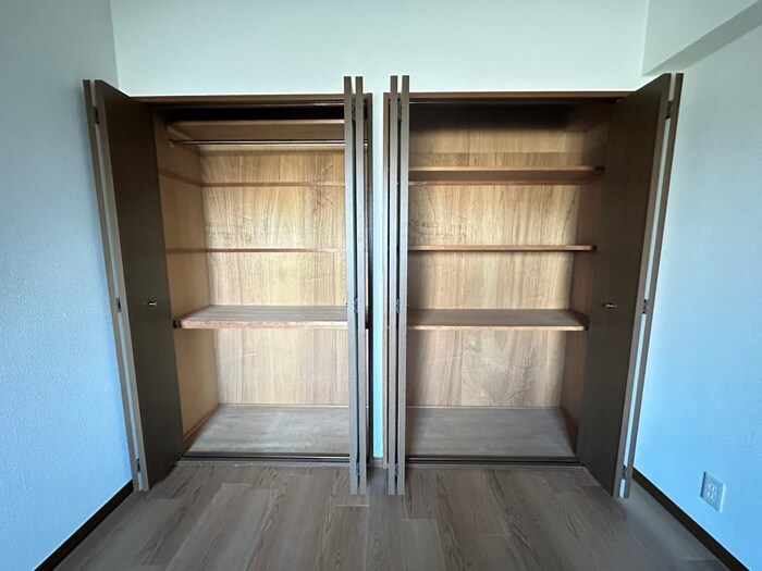 物件内観写真15　(収納)